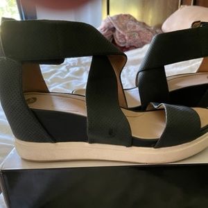 black wedge sandals